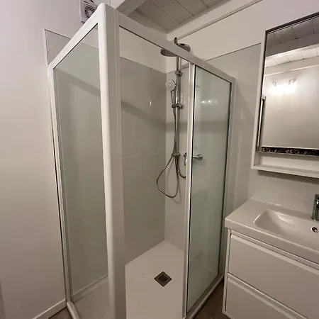 Domo House 多莫多索拉