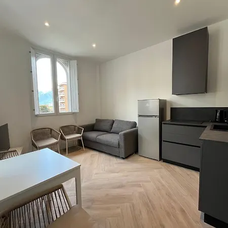Domo House Apartment *